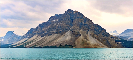 Bow Lake - Alberta Canada